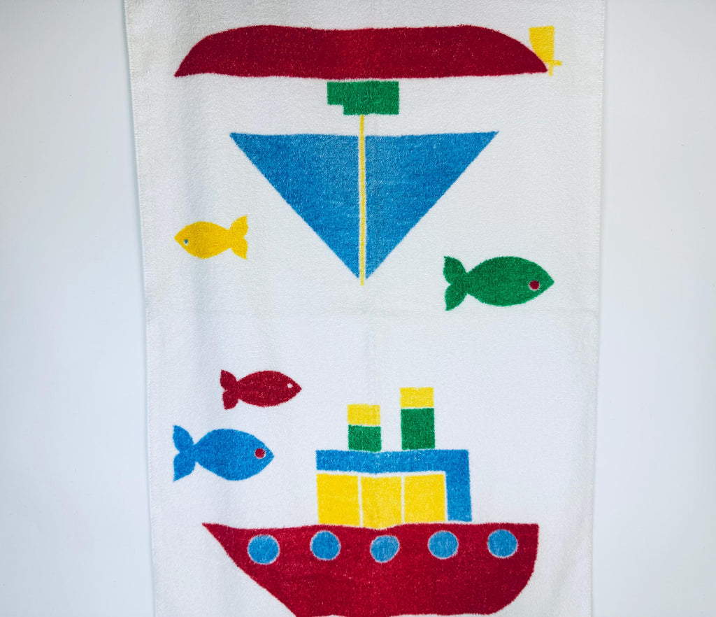 Product image for 'vintage caldwell boat fish nautical themed childrens kids bath towel made in canada sold separately' (view 7b4037)