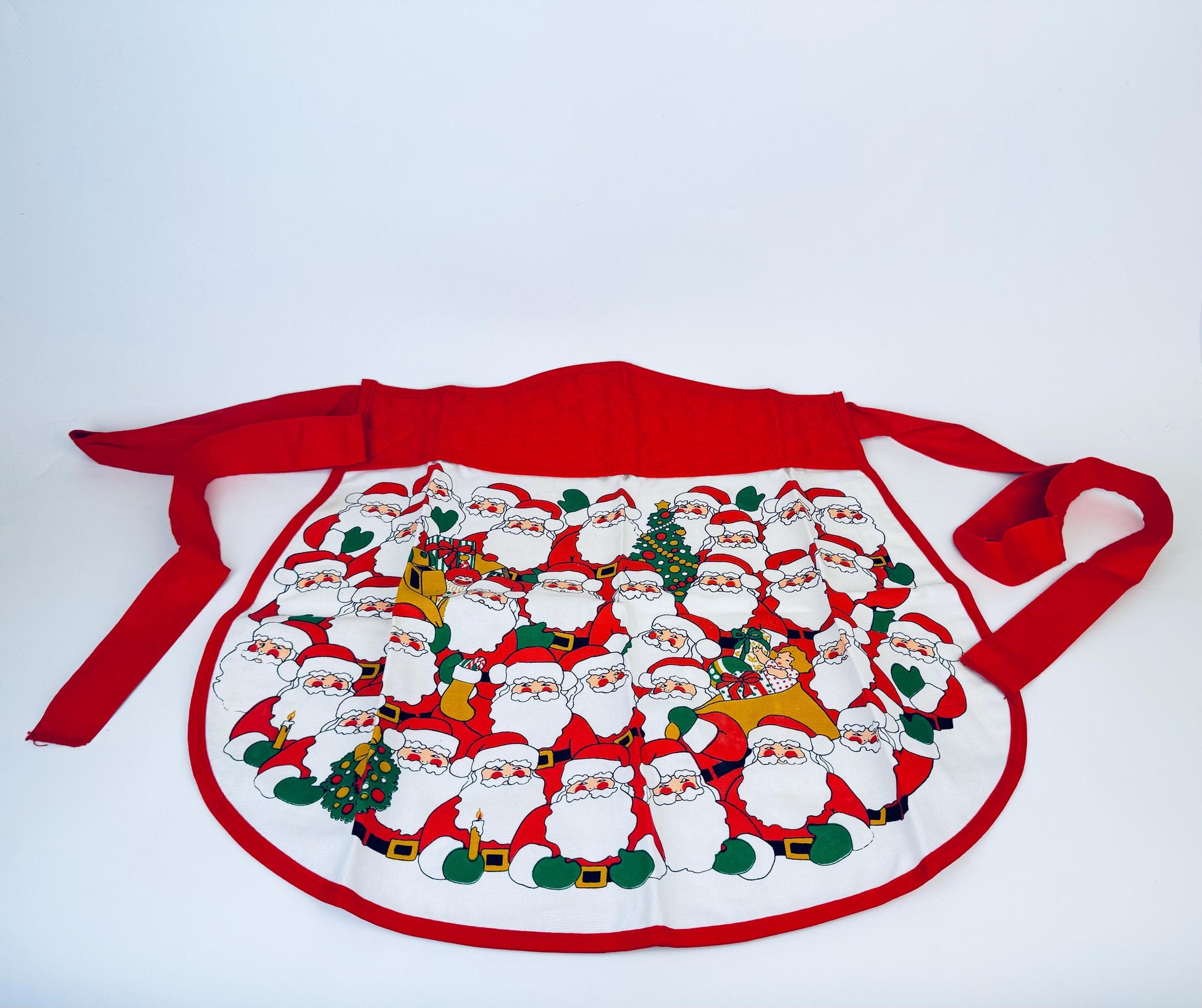 Product image for 'vintage kitchen queen santa christmas waist apron made in canada' (view efbb14)