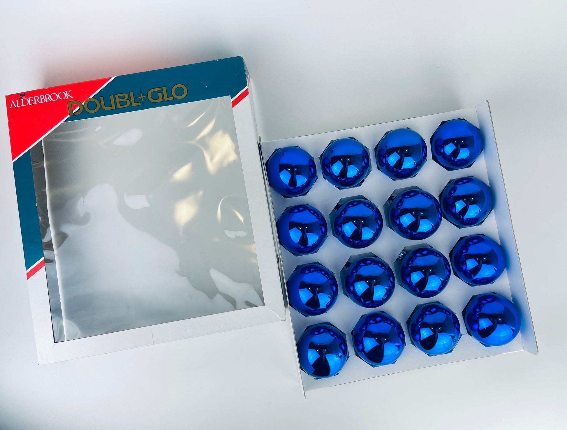 Product image for 'vintage blue glass christmas tree ornaments set of sixteen 16 made in canada by doubl glo alderbrook' (view aa1016)