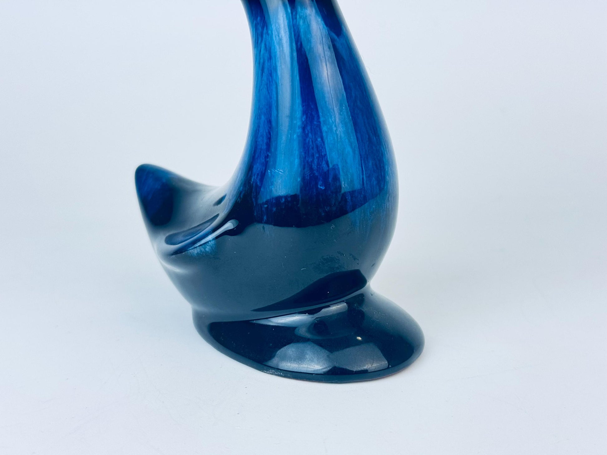 Product image for 'vintage blue drip glazed duck figurine blue mountain pottery bmp made in canada' (view 8e2fe1)