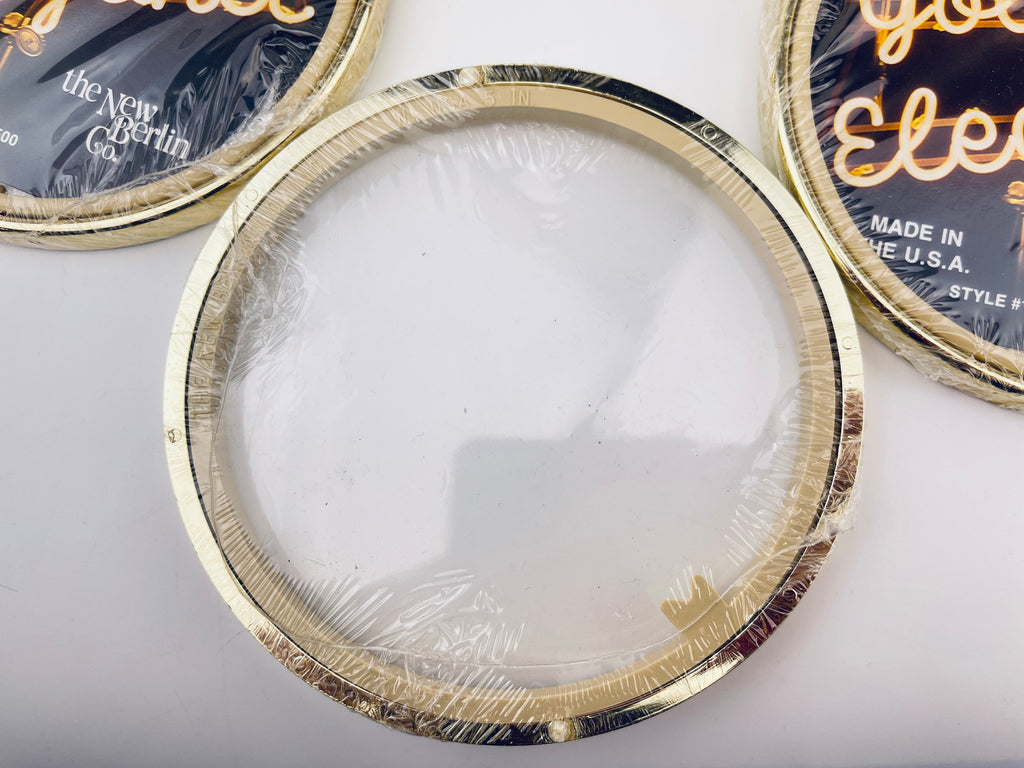 Product image for 'vintage 5 gold plastic embroidery hoop the new berlin co made in usa new old stock nos set of two 2' (view dc4183)