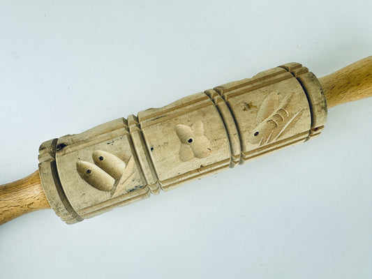 Product image for 'vintage springerle wood kitchen cookie press rolling pin 12 patterns made in germany' (view 584a44)