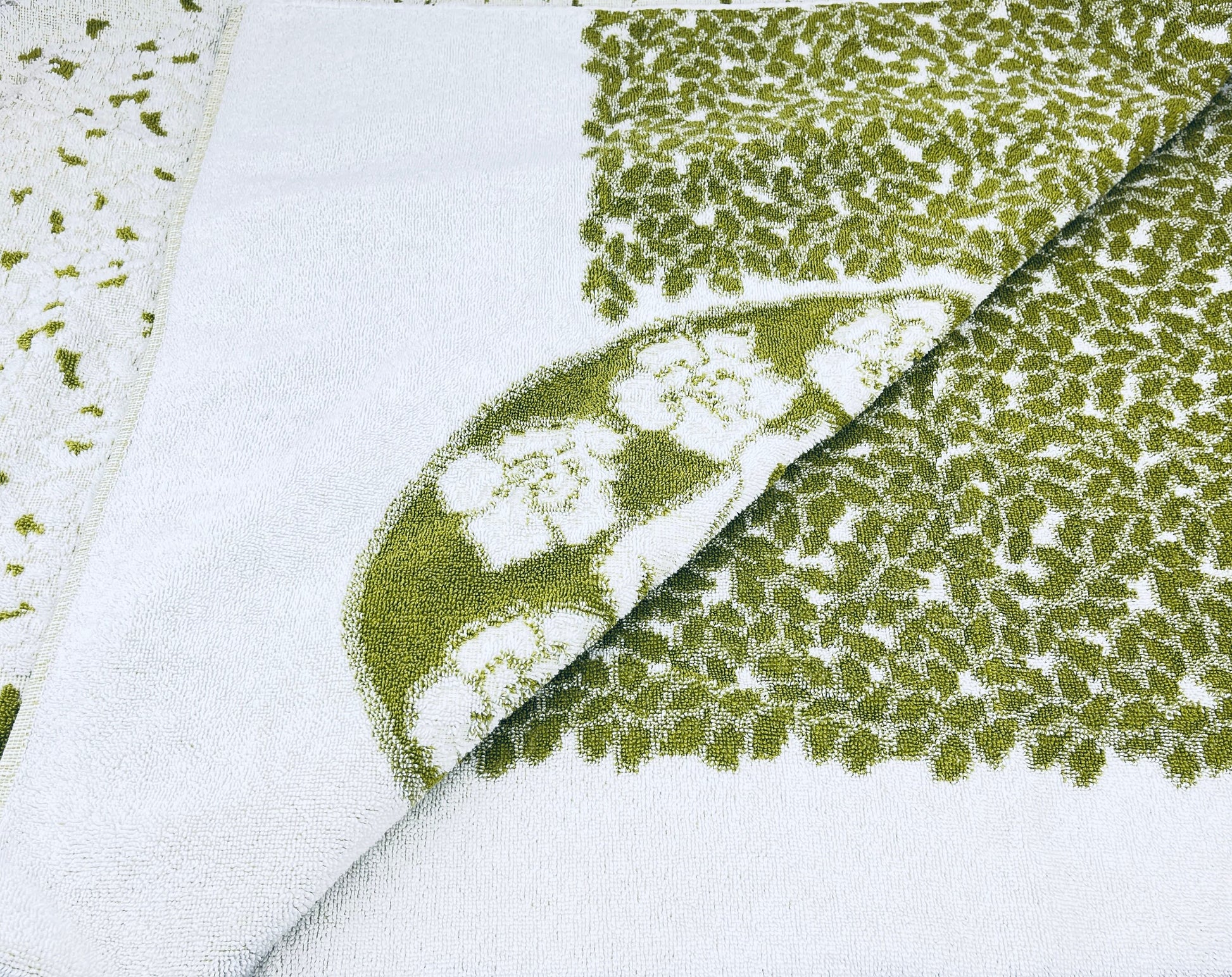 Product image for 'vintage heritage large pink green floral beach shower towel 100 cotton sold separately' (view 17e635)