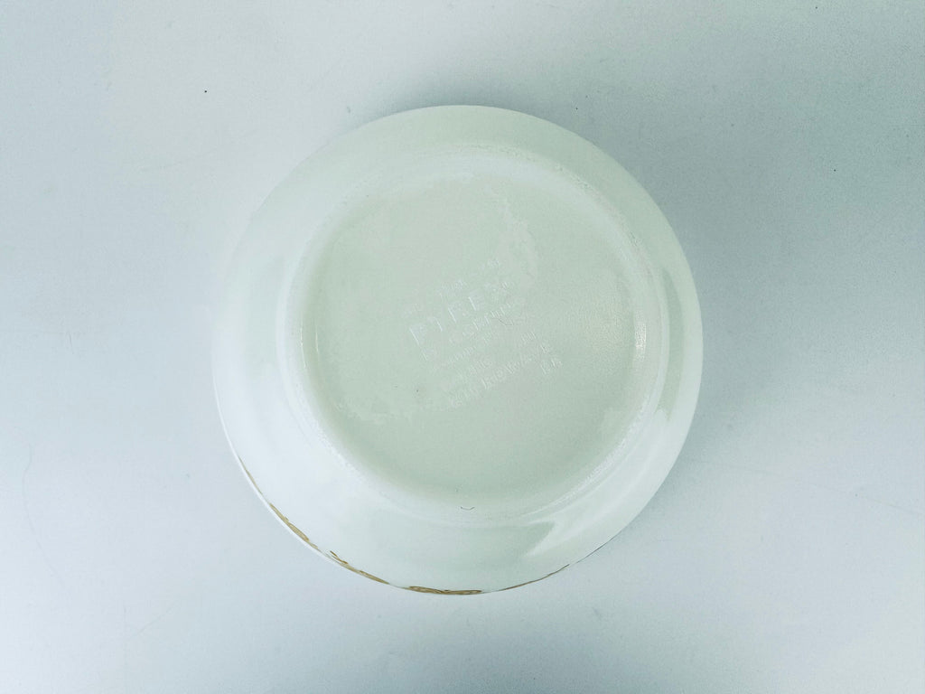 Product image for 'vintage white gold butterfly gold pyrex mixing bowl 402 1 5 qt 1 5 l' (view 0f609d)
