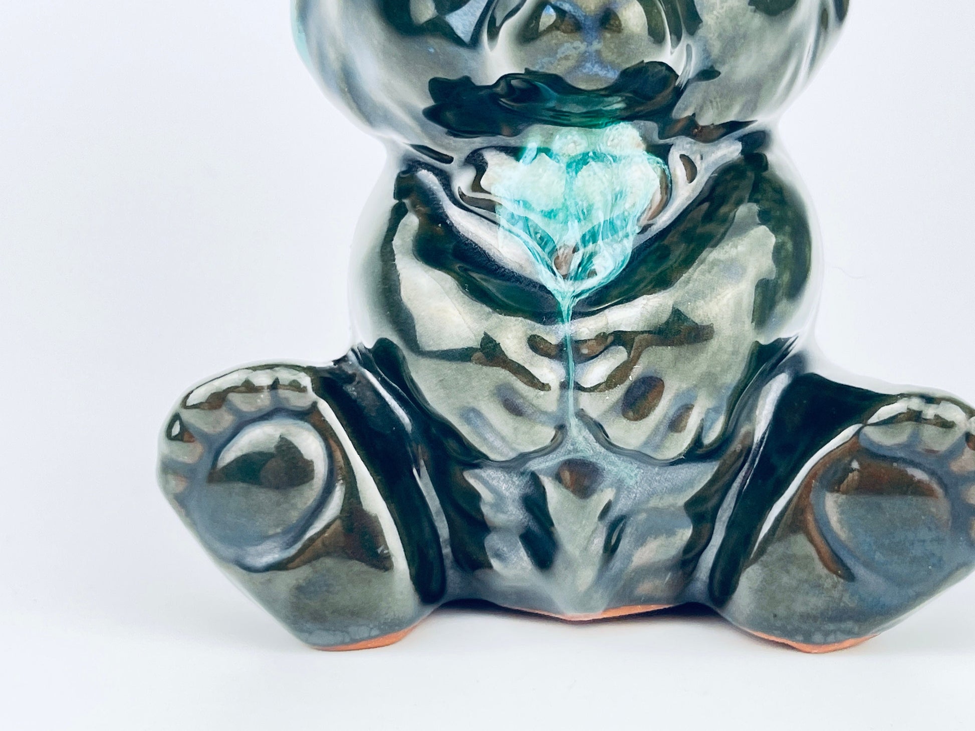 Product image for 'vintage green drip glazed teddy bear figurine blue mountain pottery made in canada' (view 378f58)