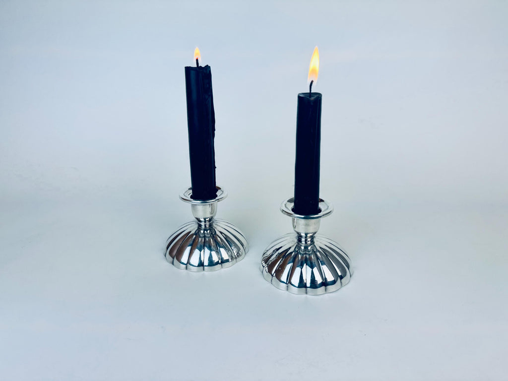Product image for 'vintage oneida silver plated copper candlestick holders set of two' (view 8ad6d1)