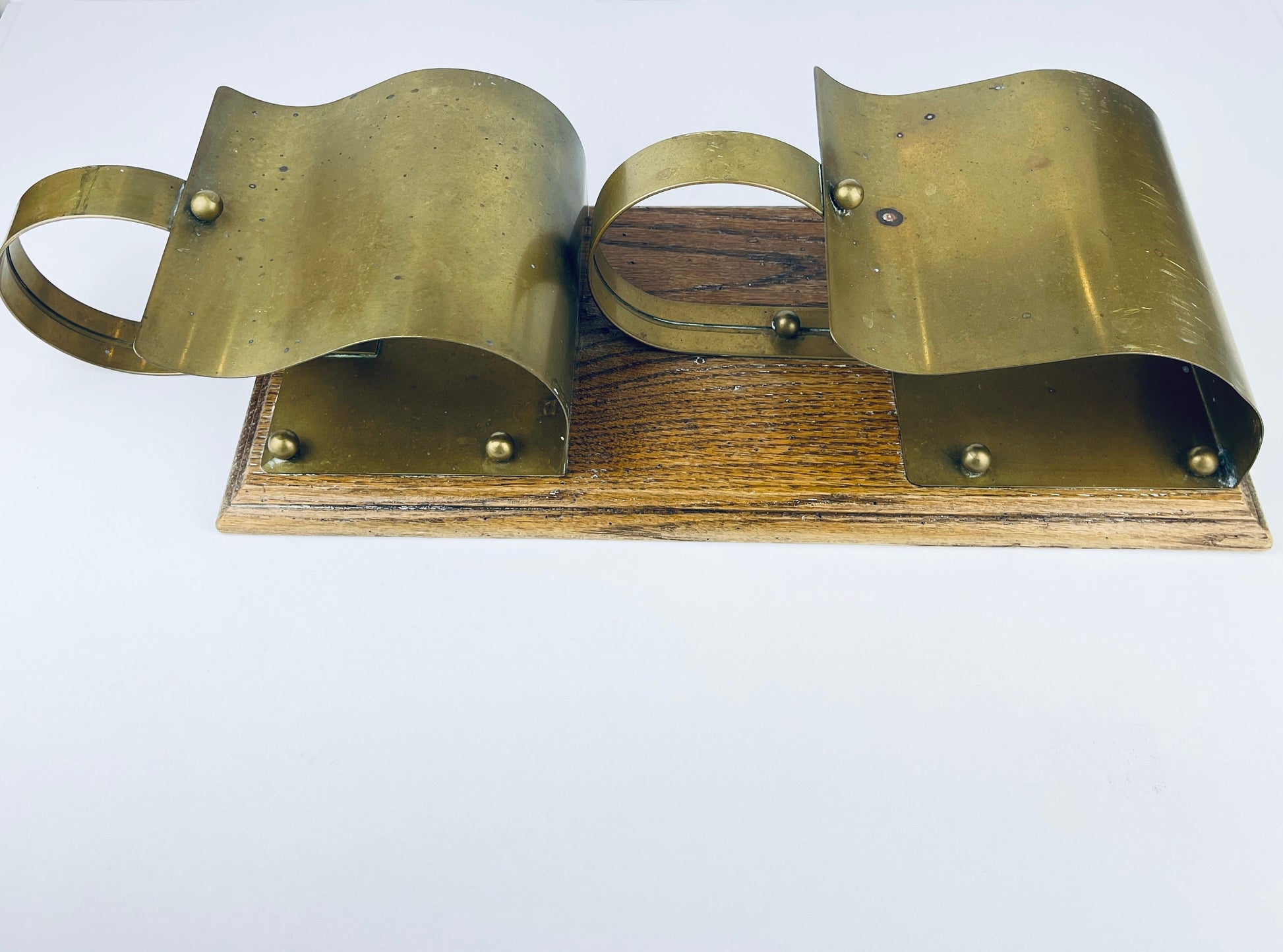 Product image for 'vintage oak wood brass wall mounted shelf organizer two large compartments attractive aged metal patina' (view 780644)