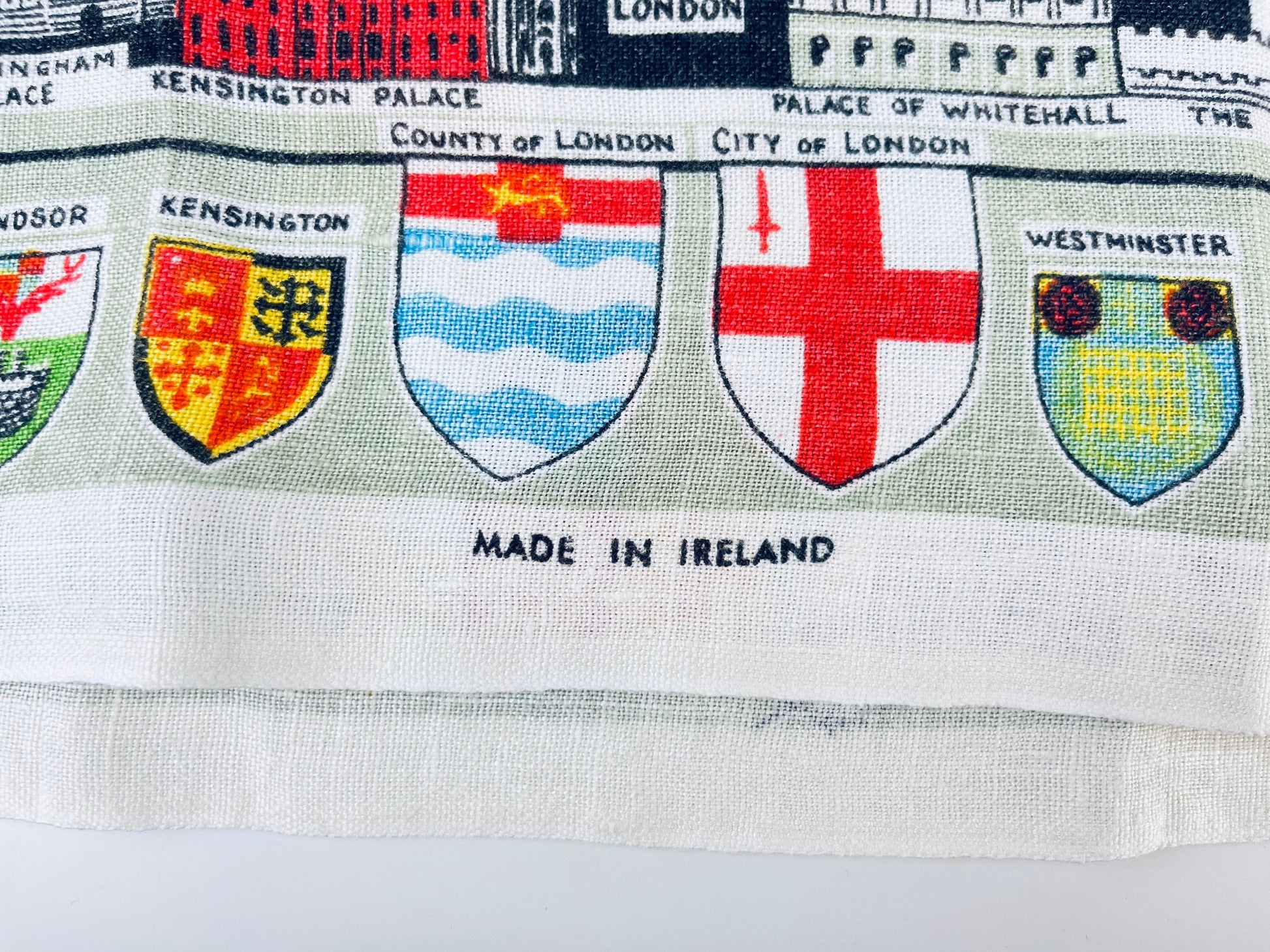 Product image for 'vintage map of royal britain tea towel all pure linen made in ireland' (view fca10b)