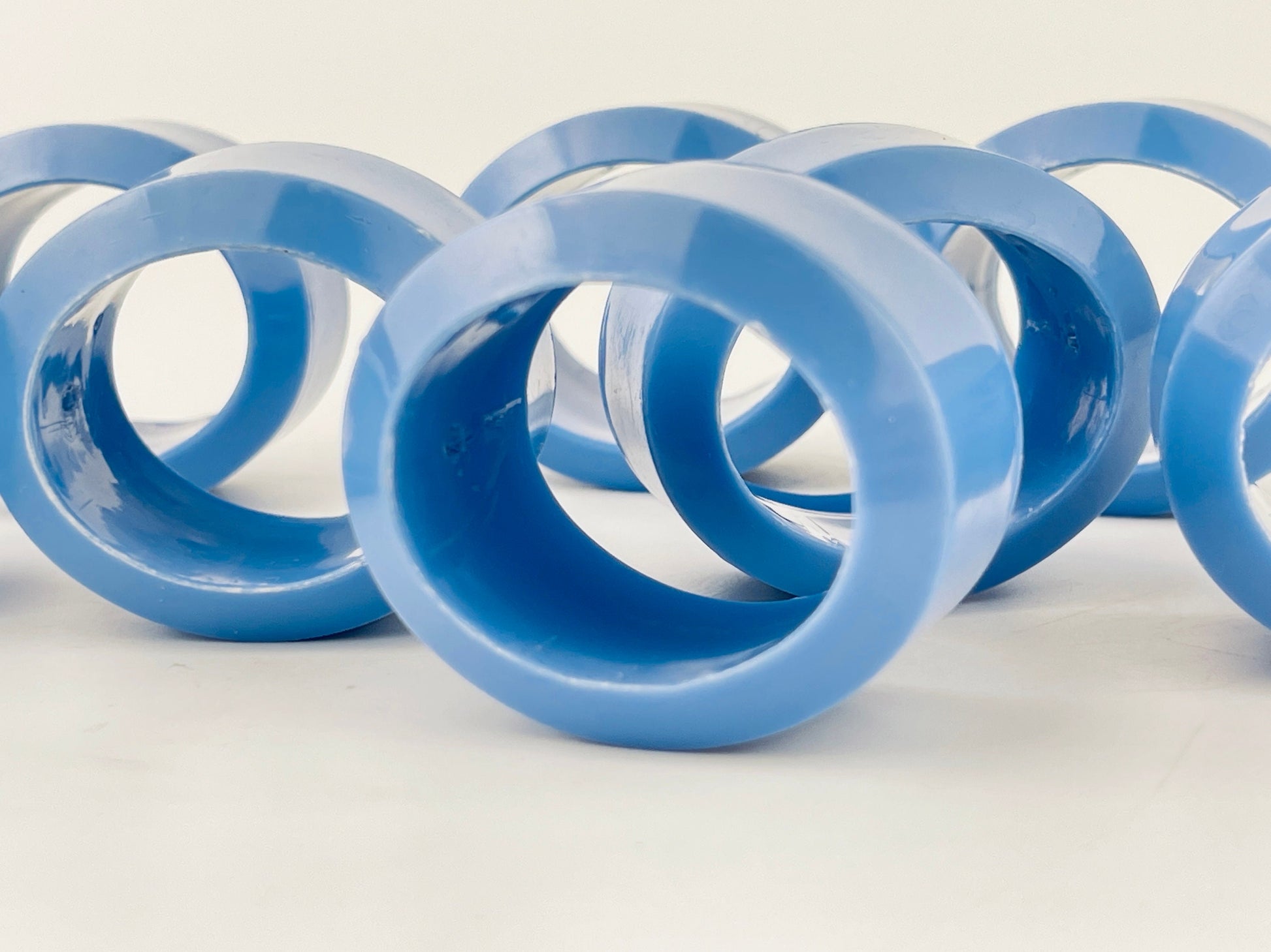 Product image for 'vintage robins egg blue oval plastic napkin rings set of eight 8' (view 366c86)