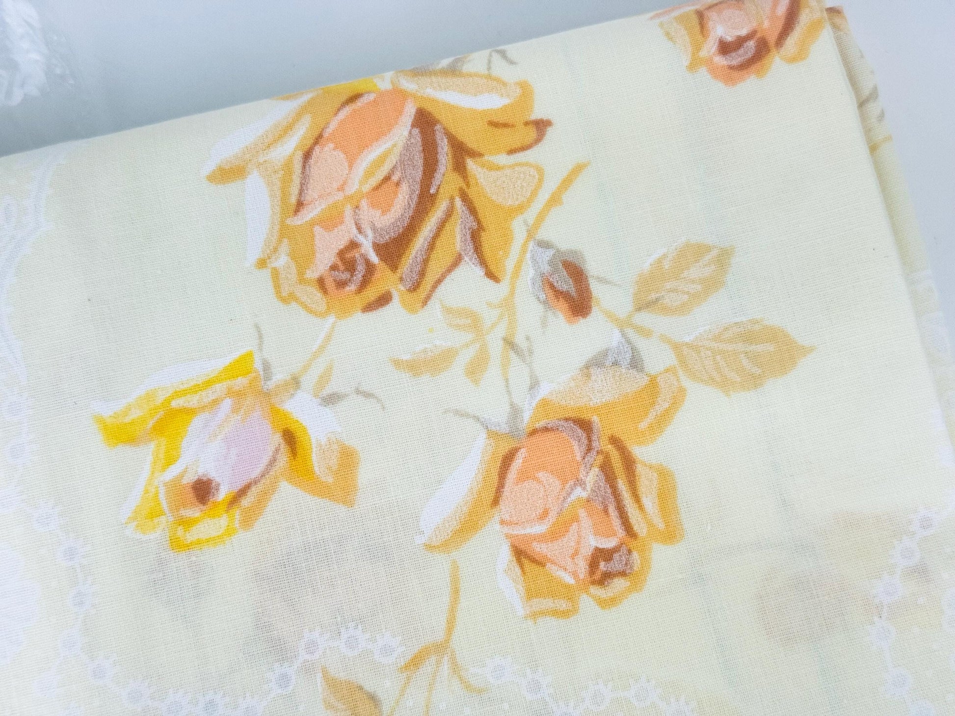 Product image for 'vintage tex made twin double floral sheet made in canada new old stock' (view 5c4d64)