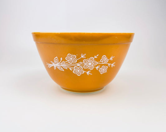 Product image for 'vintage butterfly gold pyrex mixing bowl 401 1 59 pt 750 ml' (view c60c18)