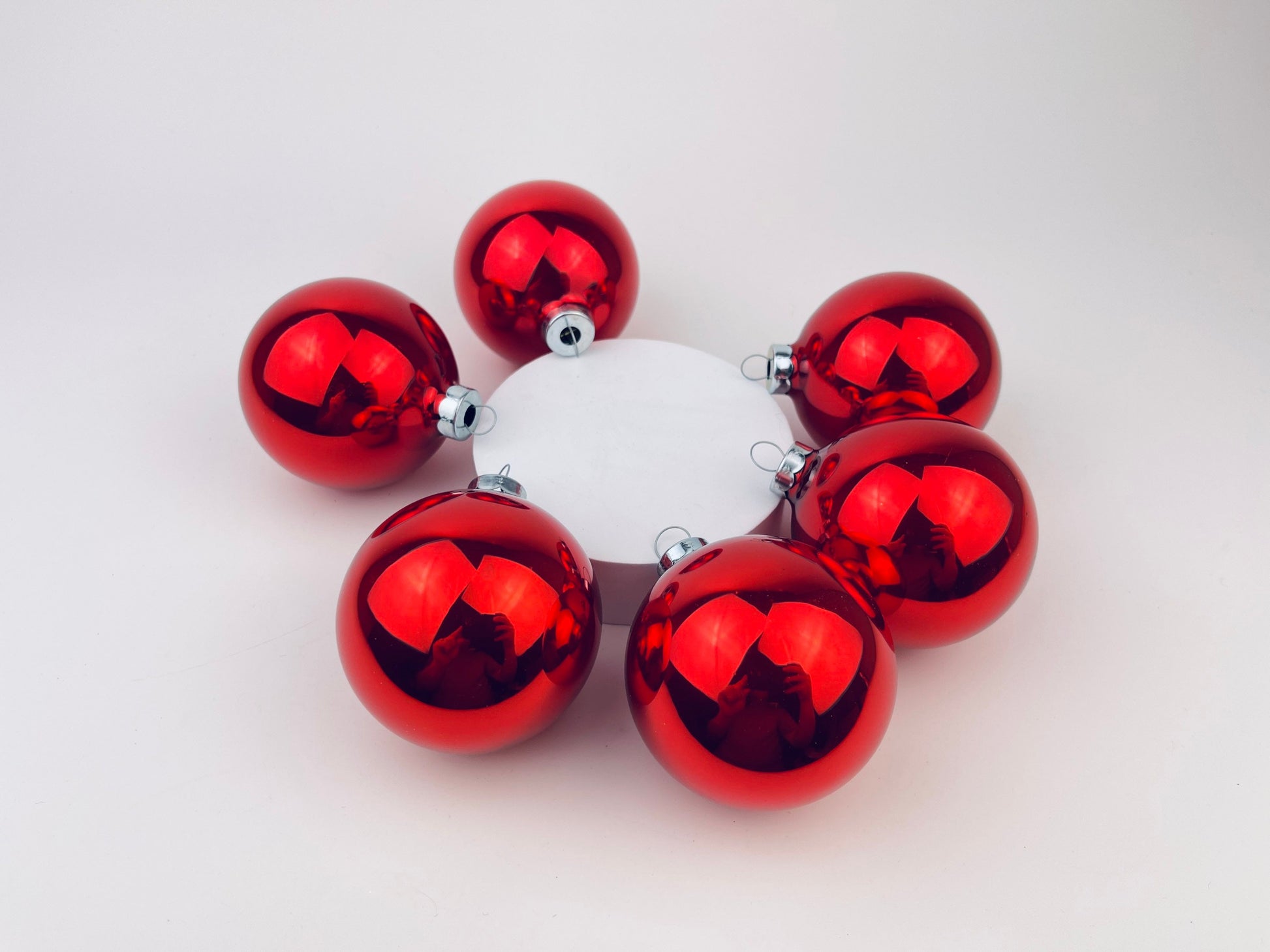 Product image for 'vintage red glass christmas tree ornaments set of six 6 made in canada' (view f5b7b4)