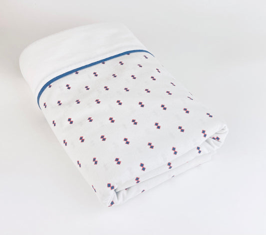 Product image for 'vintage texmade twin double sized single stitch flat sheet geometric double diamond pattern 80 20 cotton polyester made in canada' (view 676701)