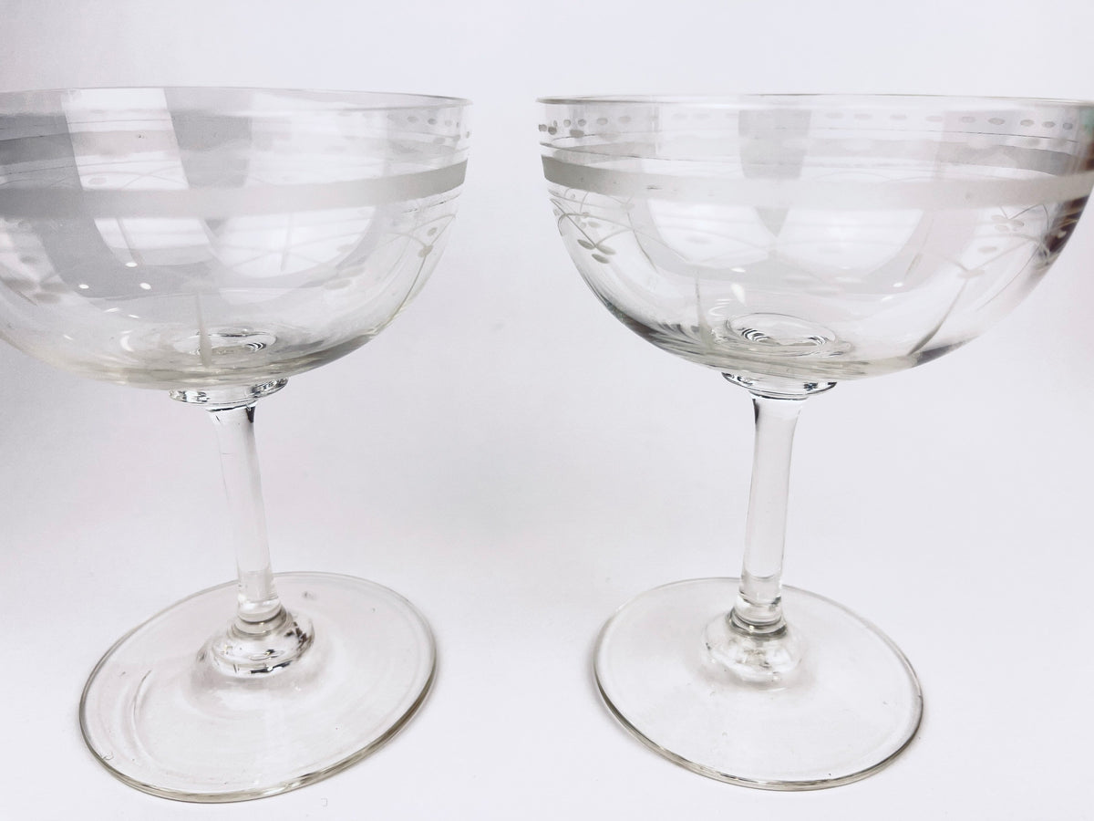 Product image for 'vintage etched martini glasses mid century elegance set of 2' (view 256332)