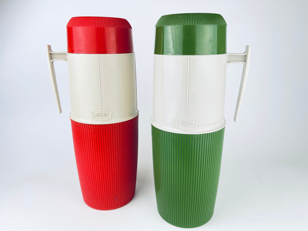Product image for 'vintage wide mouth plastic thermos insulated vacuum sealed jar camping hiking lunch bag model 6402 red green sold separately' (view 2a1303)