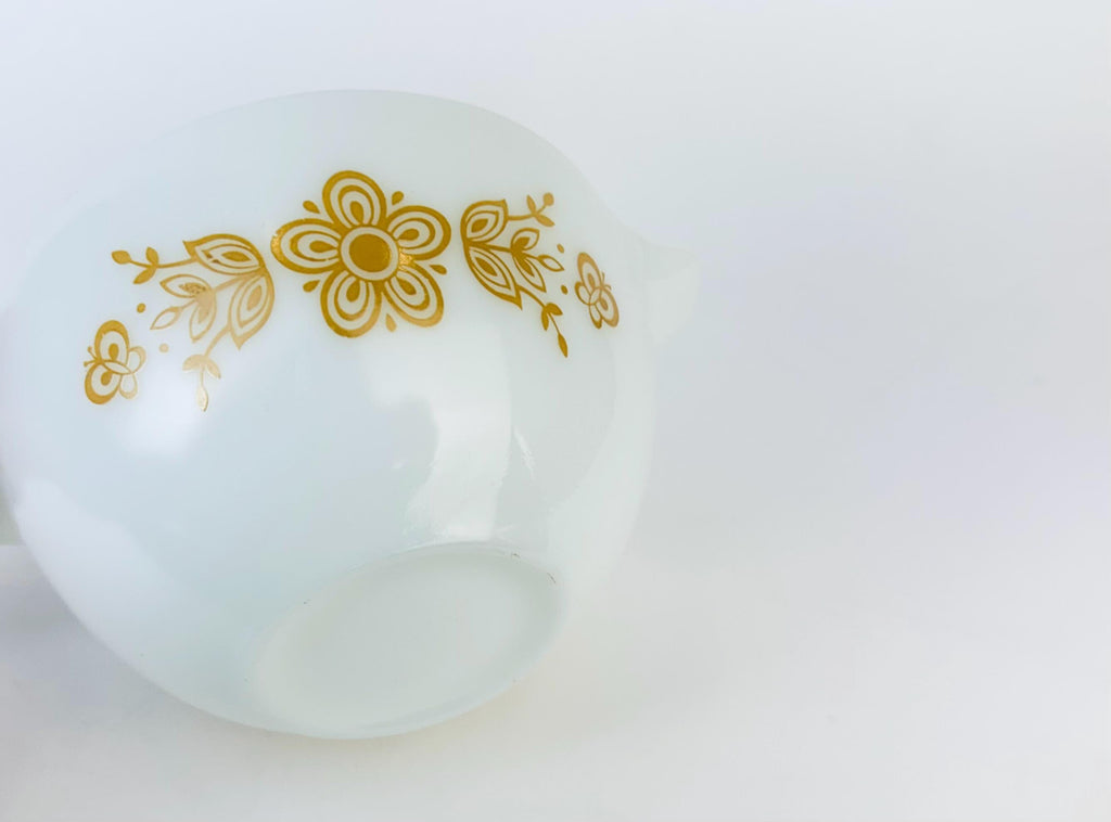 Product image for 'vintage pyrex butterfly gold cinderella mixing bowl 441 1 5 pt 750 ml made in usa' (view e2c47f)