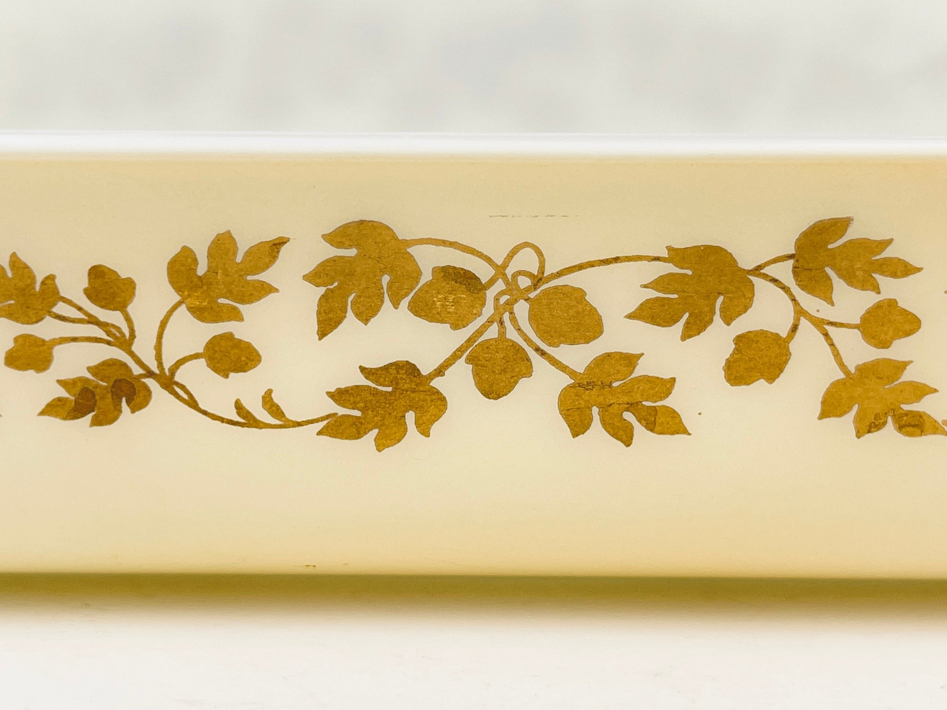 Product image for 'vintage pyrex baking dish golden acorn pattern 575 b 2 qt' (view 291ef2)