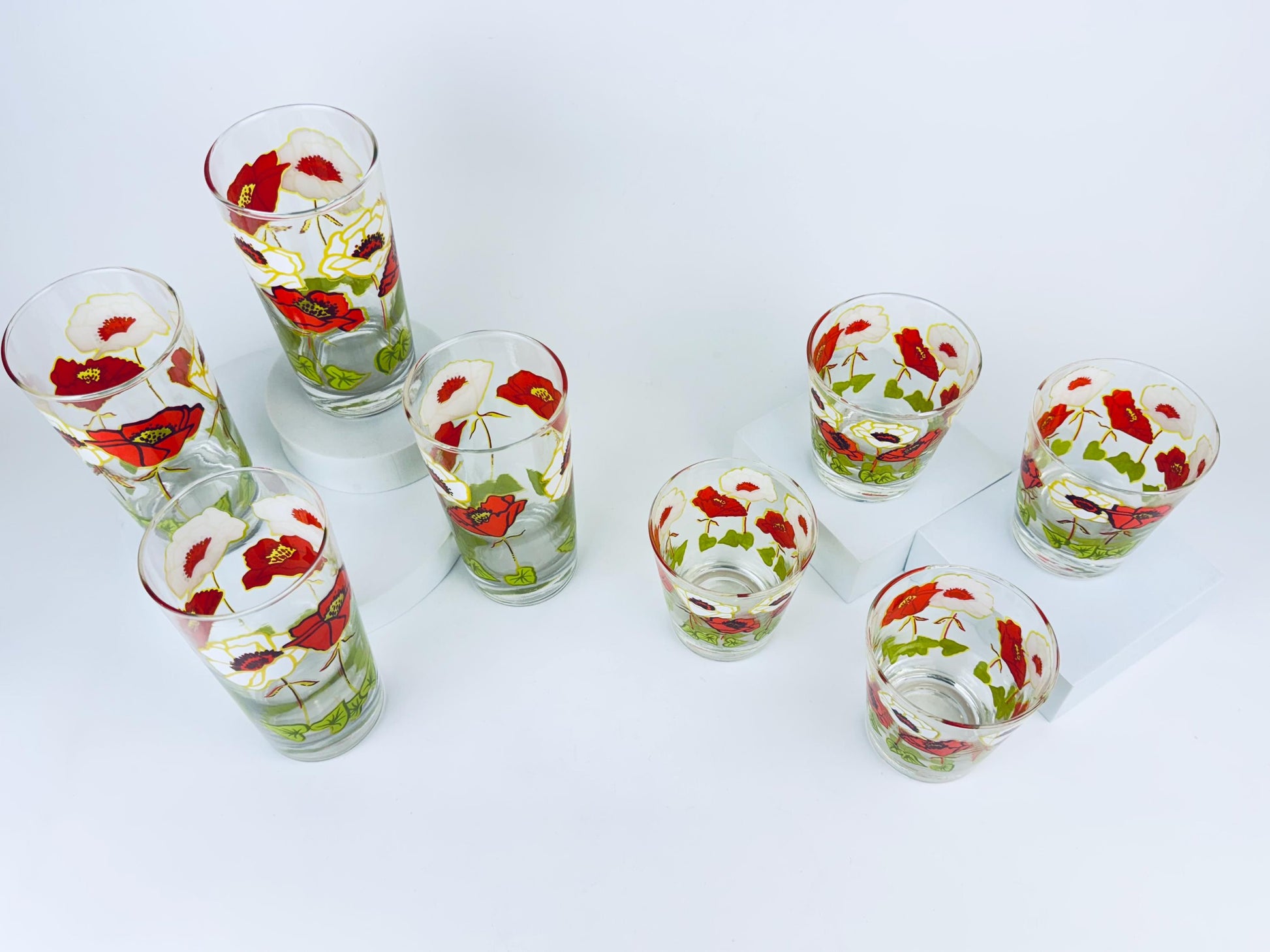 Product image for 'vintage 1970s bright poppy floral glasses by dominion glass co canadian mid century drinkware' (view ca03a8)