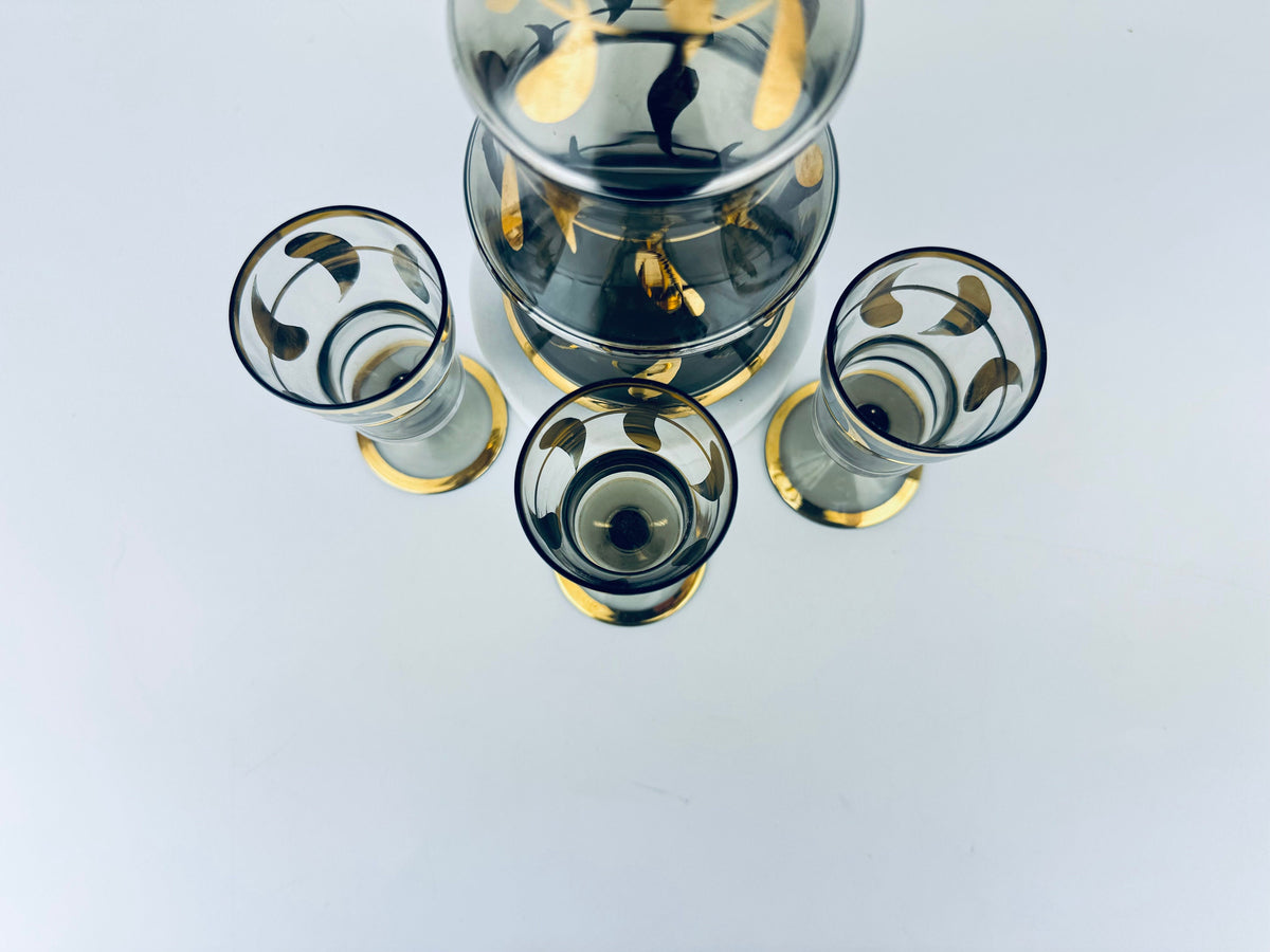 Product image for 'vintage mid century black gold curvy glass barware set decanter glasses bohemia crystal made in czechoslovakia barware gift' (view 58c881)