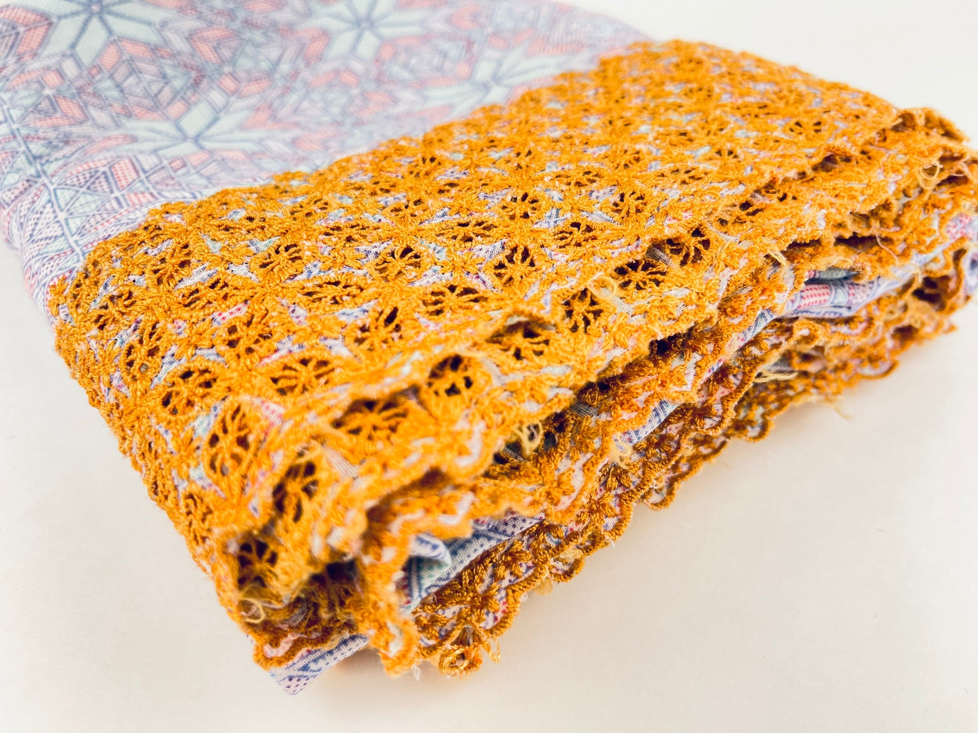 Product image for 'vintage purple blue table cloth nordic snowflake floral lace edge' (view 4526e2)