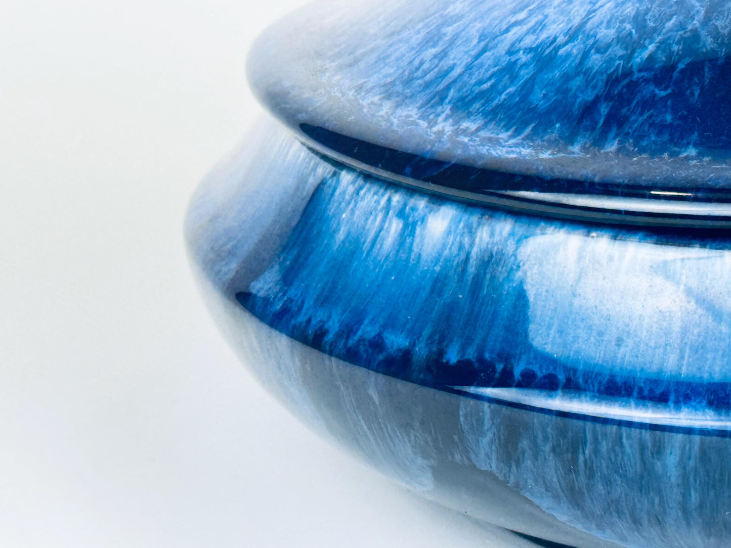Product image for 'vintage blue drip glazed ceramic lidded obelisk bowl blue mountain pottery bmp made in canada' (view 6a2dfa)