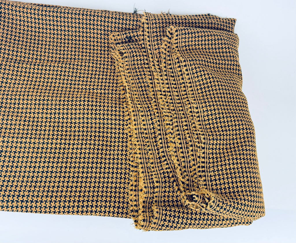 Product image for 'vintage brown black houndstooth thick woven jacquard polyester fabric 58 x 132' (view ea2cc0)