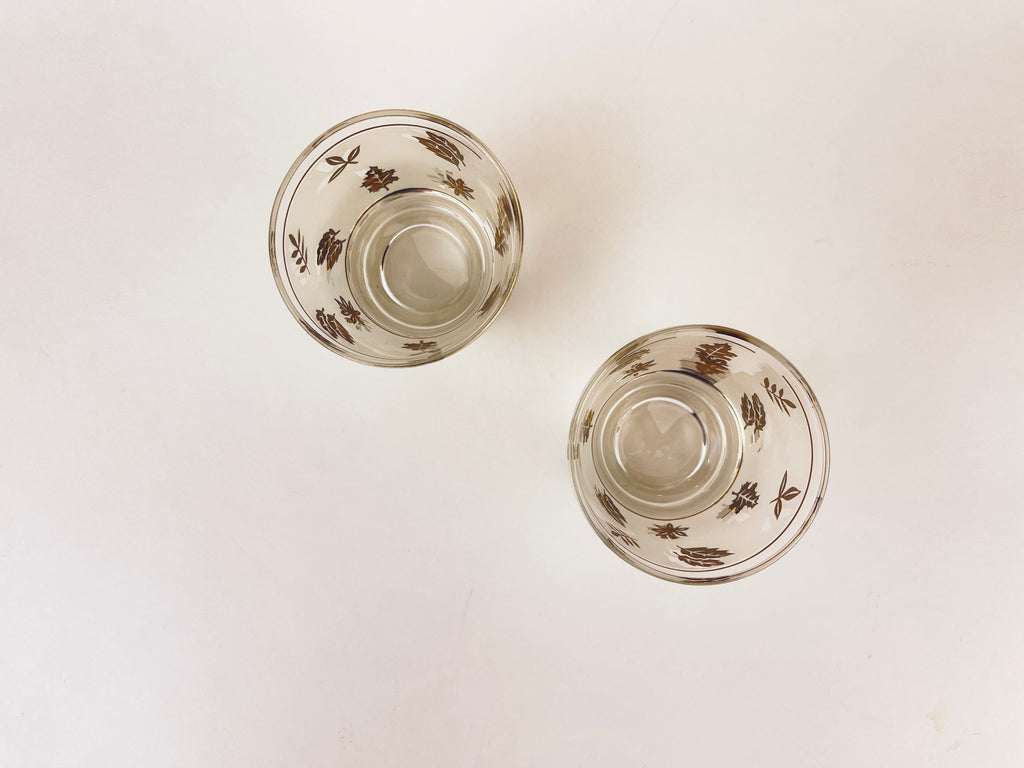 Product image for 'vintage mcm low ball glasses set of two 2 frosted gold leaf pattern' (view 116553)