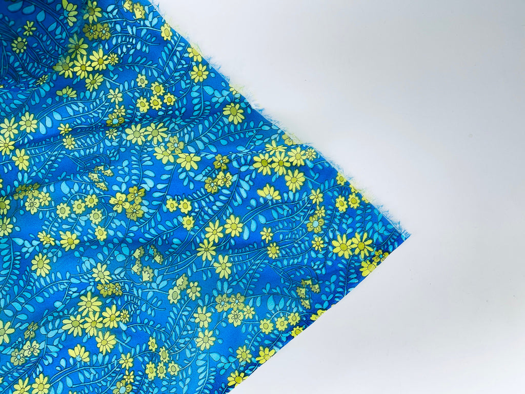 Product image for 'vintage blue yellow floral semi sheer polyester fabric 41 x 88' (view 3796d8)