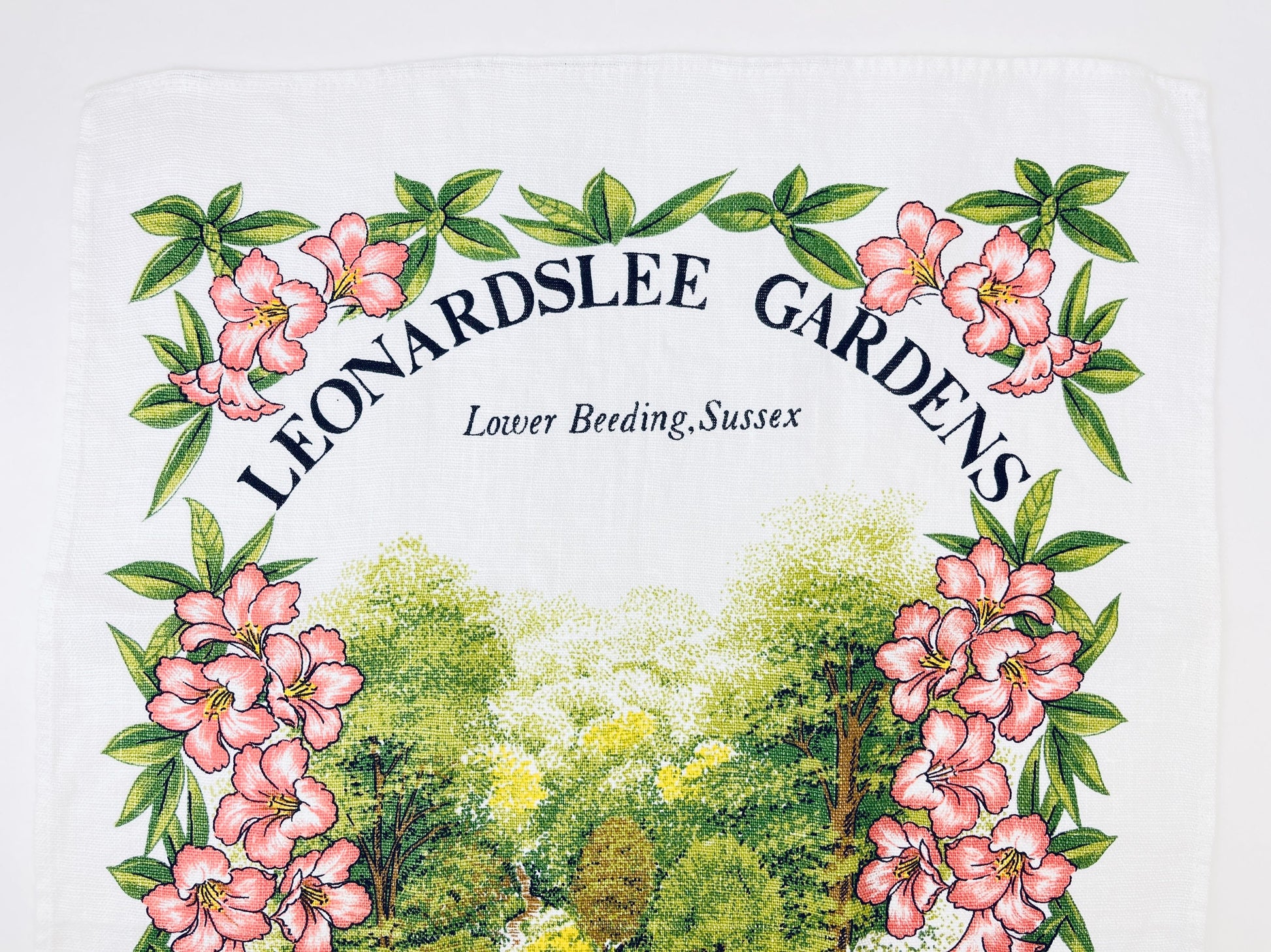 Product image for 'vintage ulster leonardslee gardens towel lower bedding sussex linen made in u k by ulster' (view 98d12c)
