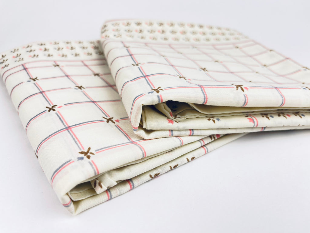 Product image for 'vintage queen beige pink floral pillow case covers set of two 2' (view 3bda87)