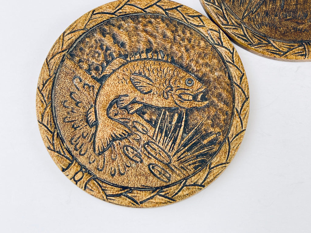 Product image for 'vintage faux wood outdoorsman coaster set set of five 5 pheasant deer fish' (view 82893b)