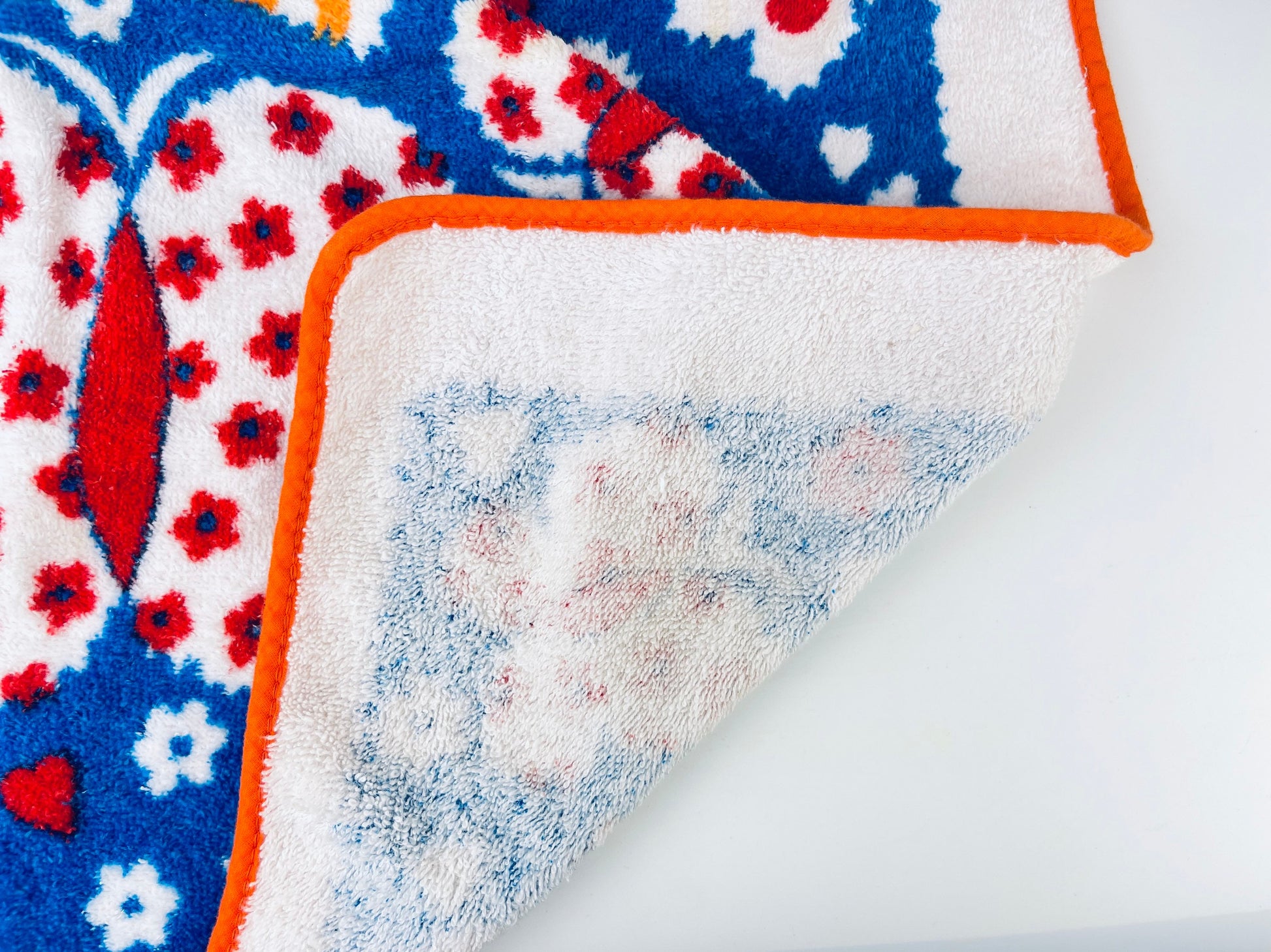 Product image for 'vintage butterfly flower power terry towel waist apron orange trim' (view 118552)