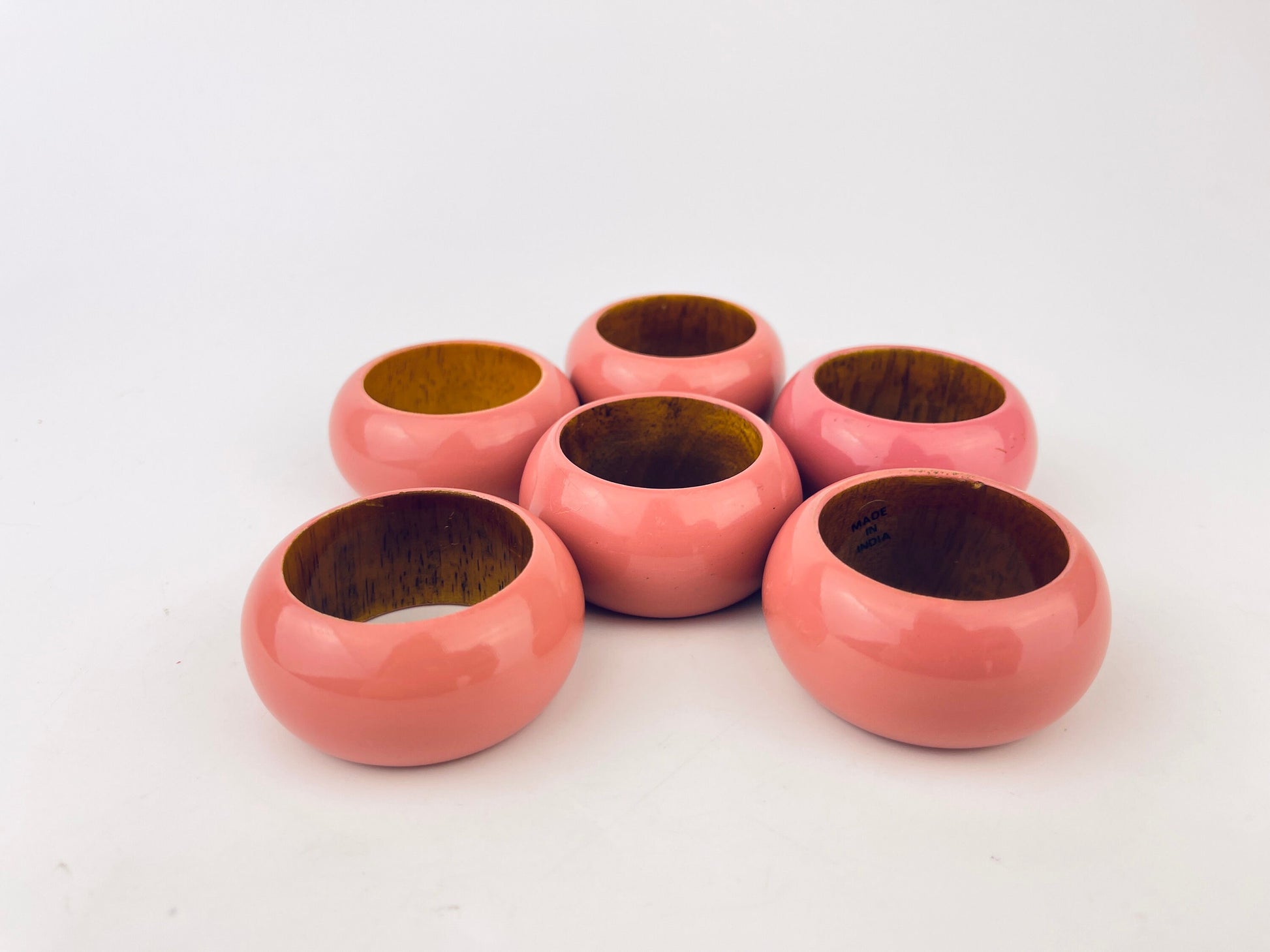 Product image for 'vintage glossy pink wooden napkin ring holders set of six 6' (view 666e3d)