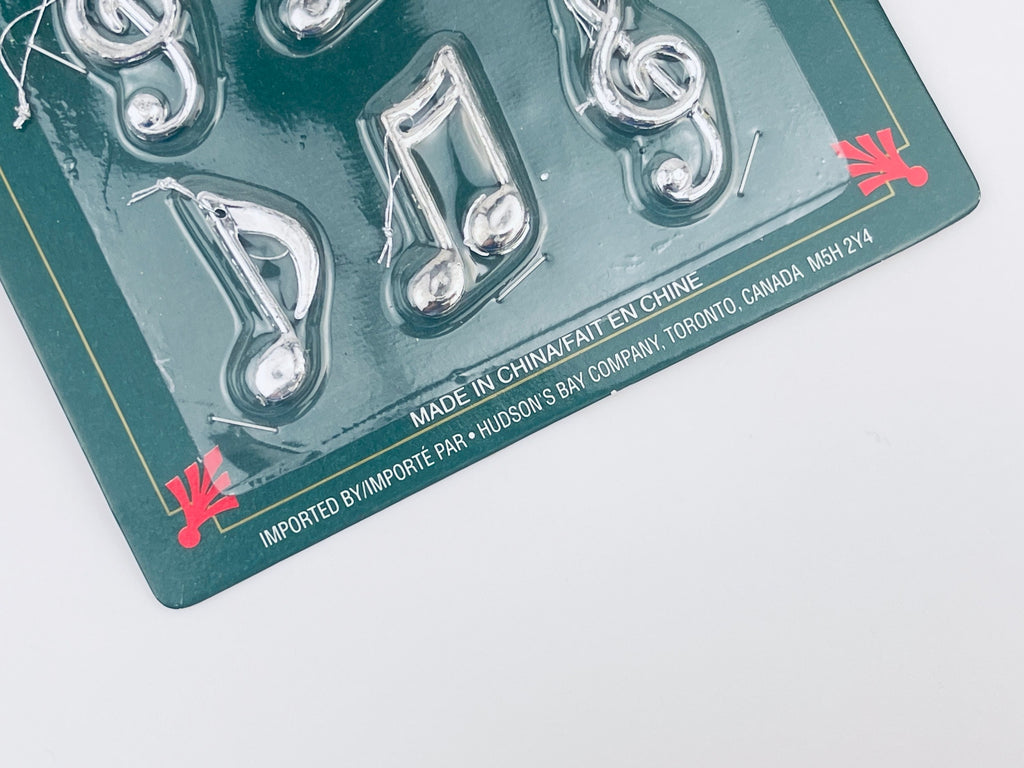 Product image for 'vintage music note christmas tree ornaments set of five 9 hudsons bay company hbc christmas street new old stock nos' (view 236553)