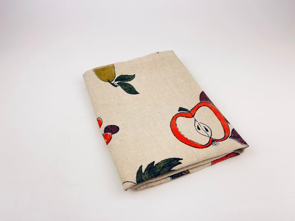 Product image for 'vintage 1950s autumn harvest linen tea towel fruits vegetables design' (view 96a53a)