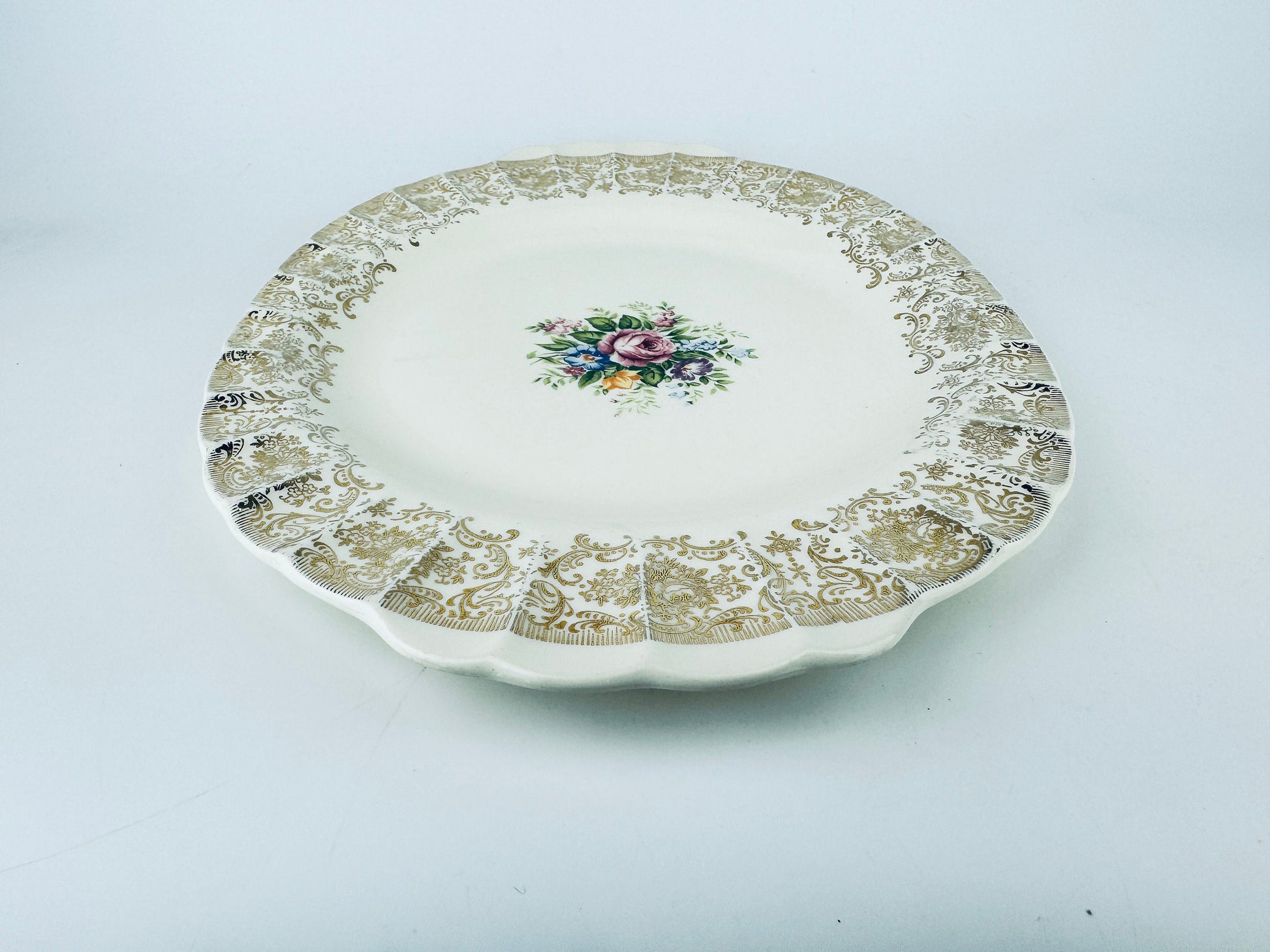Product image for 'vintage limoges rosalie oval 22k gold floral serving tray platter scalloped design made in usa' (view cfed1b)