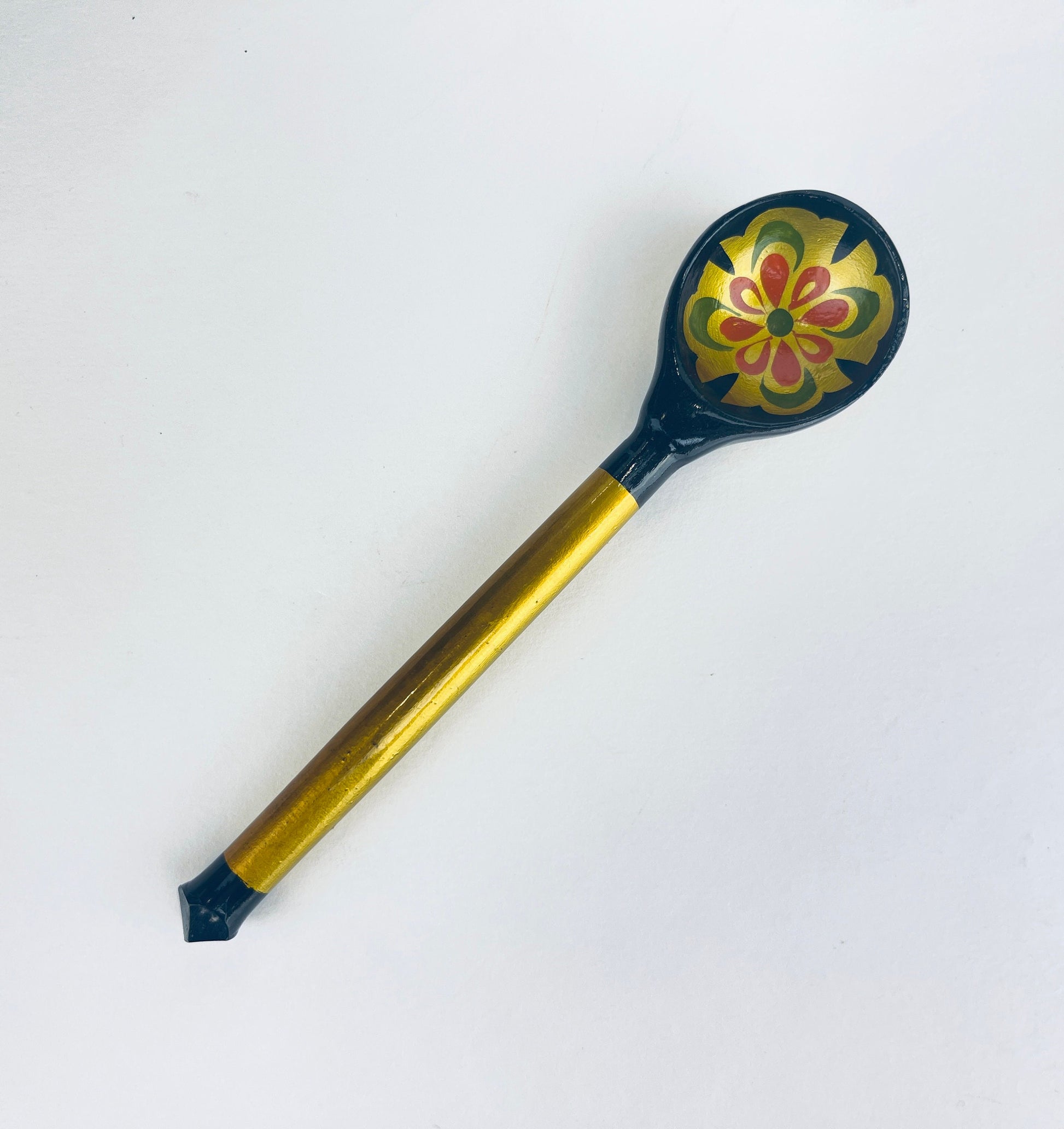 Product image for 'vintage hand painted artisan folk art soviet russia khokhloma wooden salad soup bowl spoon set made in the ussr flower scene pattern' (view 2d40bb)