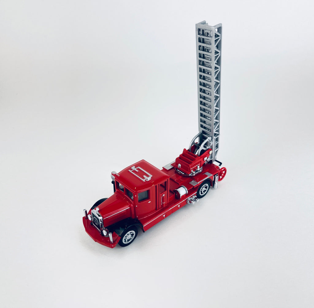 Product image for 'vintage matchbox 1932 mercedes benz ladder truck models of yesteryear 1993' (view 67fc45)