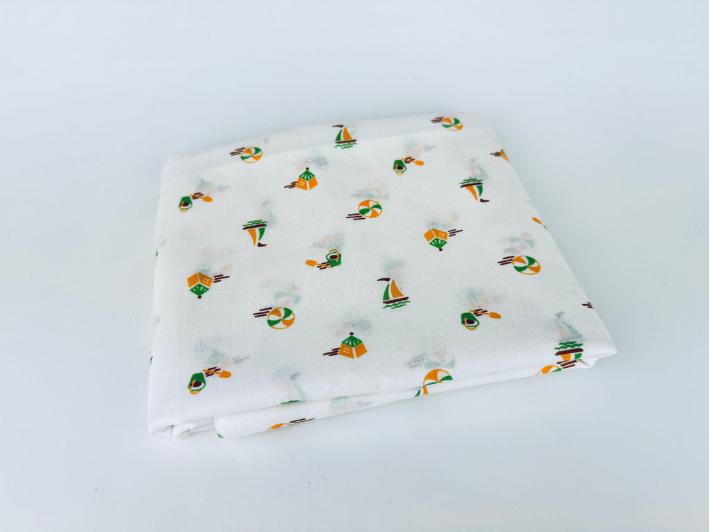 Product image for 'vintage white summer beach fabric sailboat beach ball design 44 x 45' (view 8ff666)