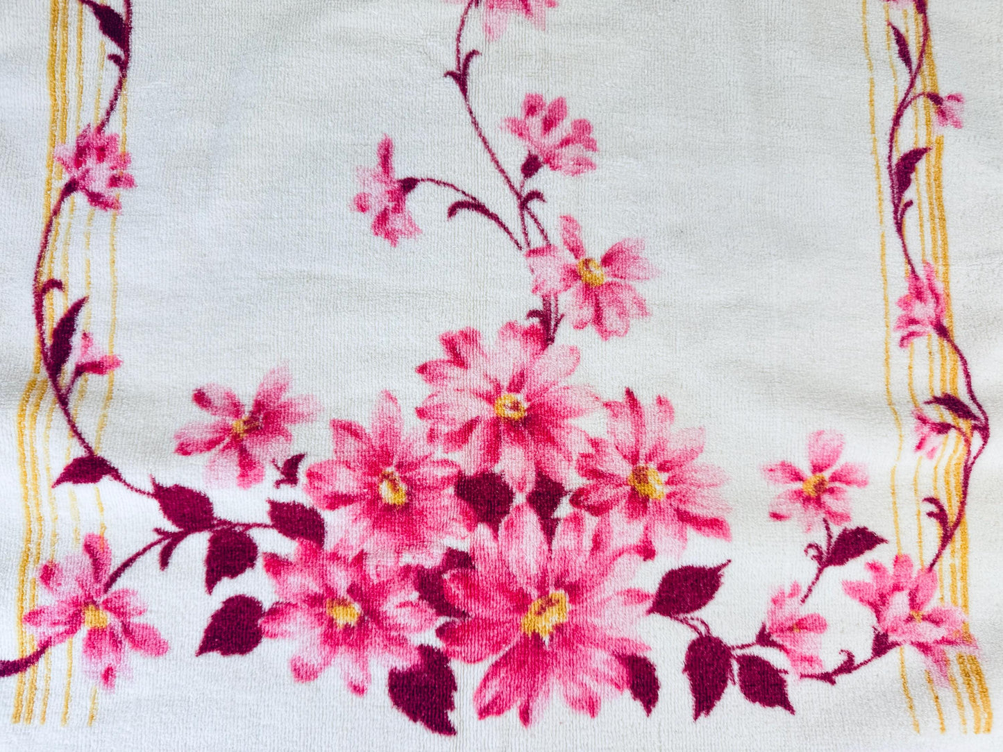 Product image for 'vintage sears pink gold floral fringe bath towel made in canada cotton polyester blend' (view c4f5c3)