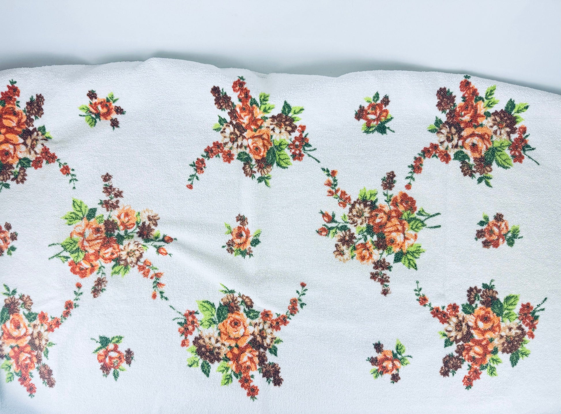 Product image for 'vintage orange floral fringe bath towel' (view b1eeea)