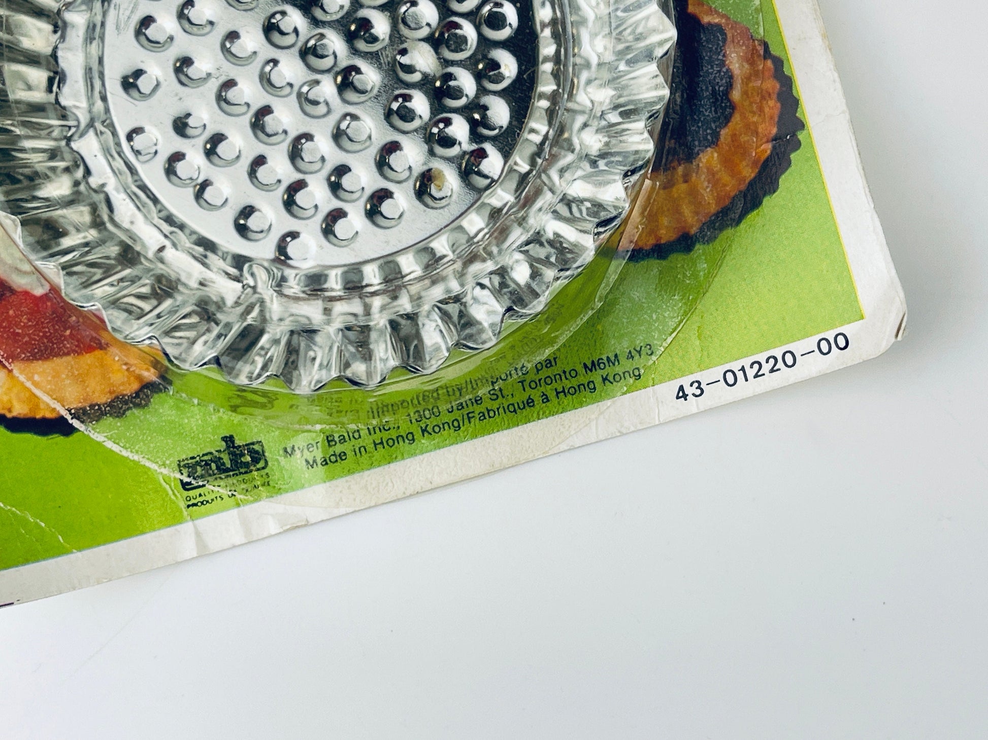Product image for 'vintage gourmaide metal tart molds set of six 6 made in hong kong new old stock nos' (view 1a85db)