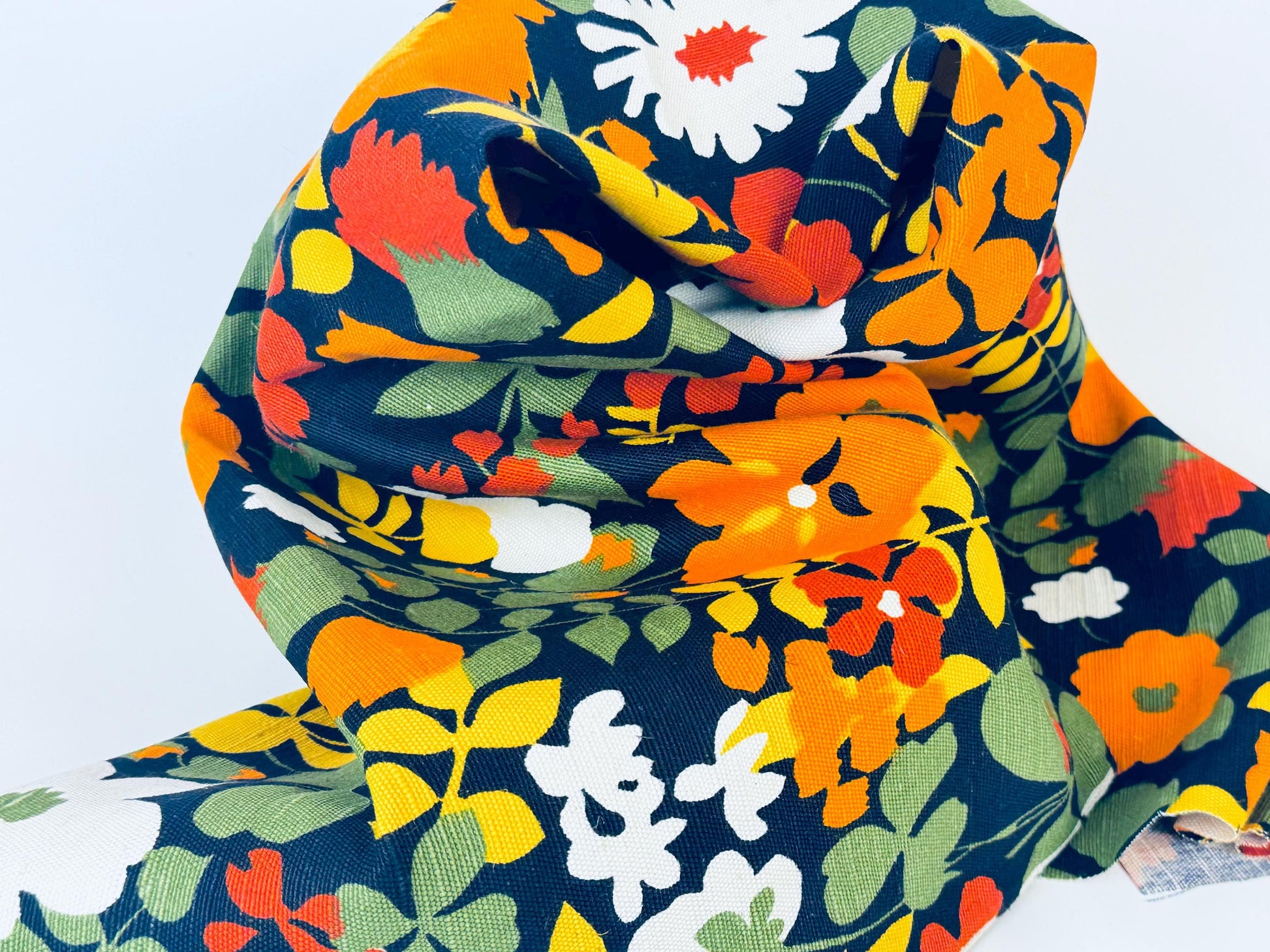 Product image for 'vintage bright contrasting large print floral print upholstery fabric material cuts sold separately' (view 45e15f)