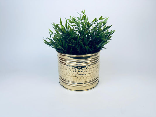 Product image for 'vintage 6 hammered brass indoor planter pot' (view 4c0248)