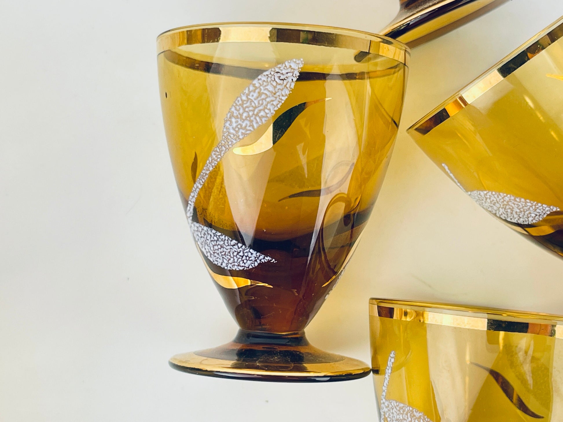 Product image for 'vintage amber gold striped glass barware set decanter shot glasses bohemia crystal made in czechoslovakia barware gift' (view 285458)