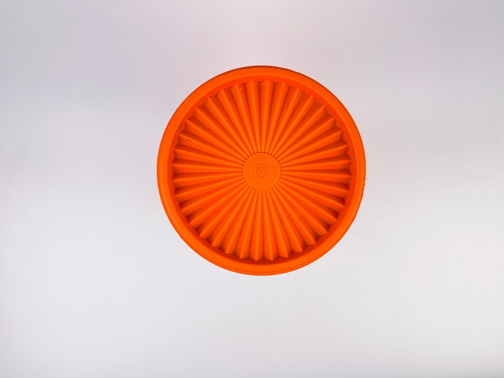 Product image for 'vintage harvest orange plastic tupperware countertop servalier container 809 3 maxi canister' (view 0dc644)