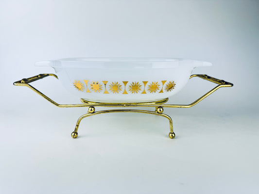Product image for 'vintage jeannette glasbake gold atomic sunburst pattern casserole dish carrier milk glass dish 1 qt j 2274 made in usa' (view e0bb7f)