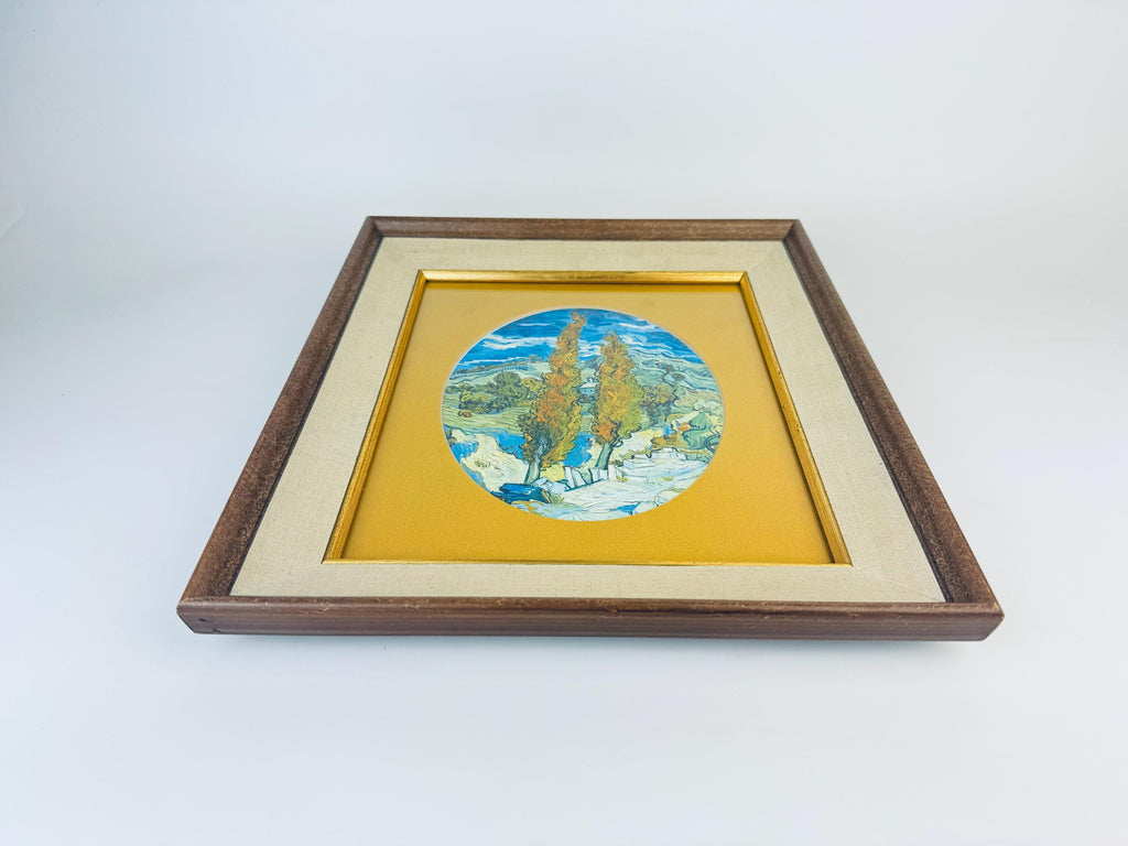 Product image for 'vintage solid wood gold trim picture frame 5 x 7 oval mat made in finland' (view 8e9467)