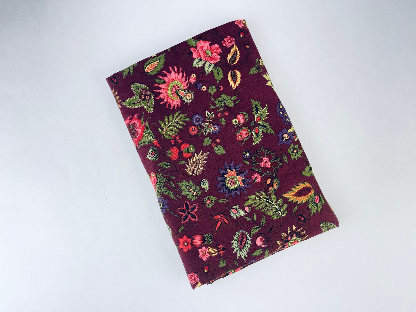 Product image for 'vintage maroon floral fabric 42 x 58 100 cotton' (view 731aa9)