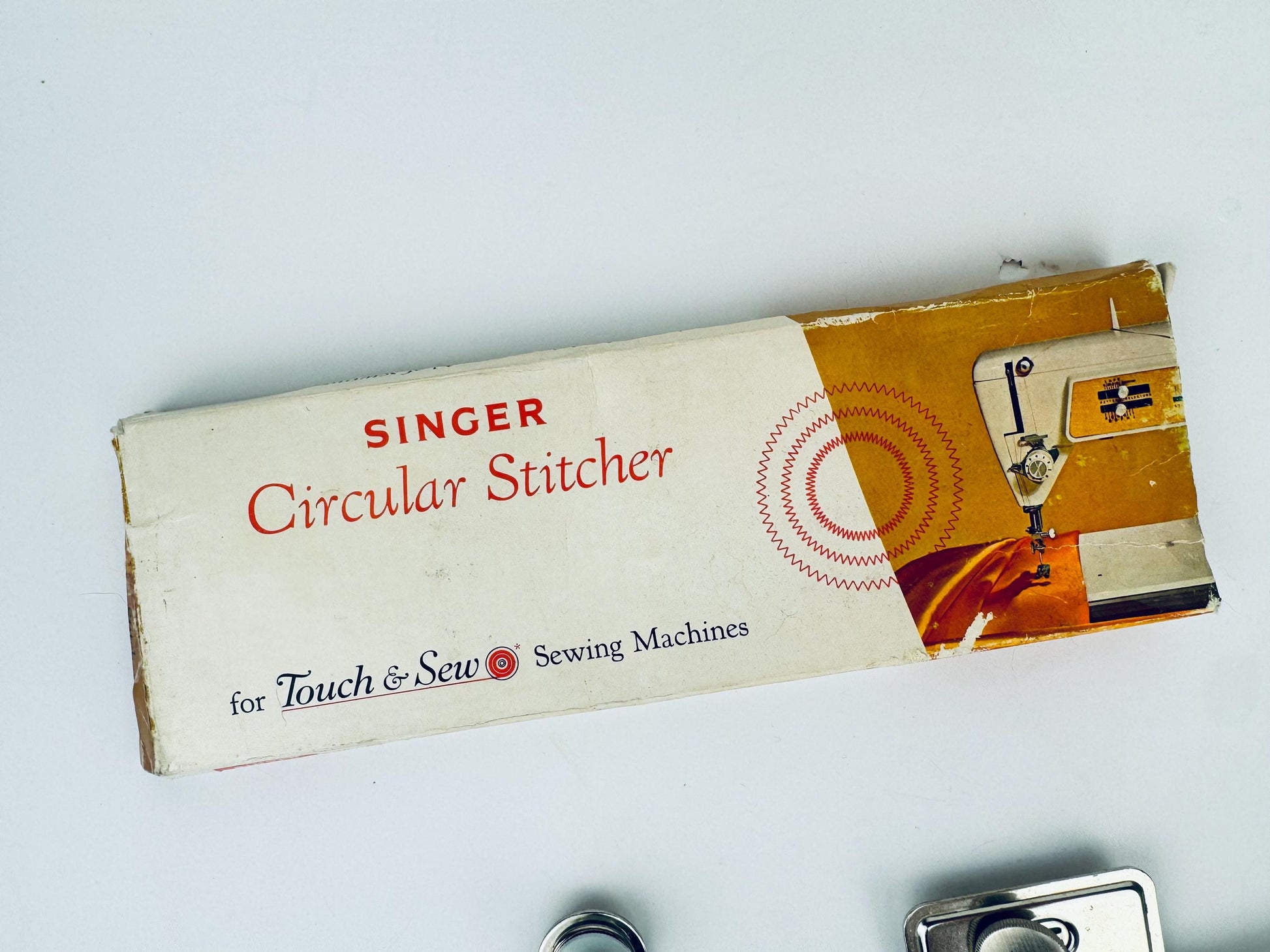 Product image for 'vintage singer circular stitcher for touch sew sewing machines made in usa part no 161847' (view 27c540)
